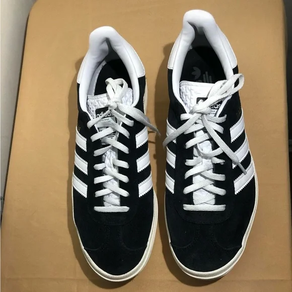 Adidas Gazelle Bold Extra Platform Sneakers - Picture 8 of 13